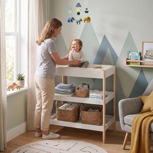 Wickeltisch Oupilu mit 2 Ablagen 91x82x53 cm Weiß [en.casa]