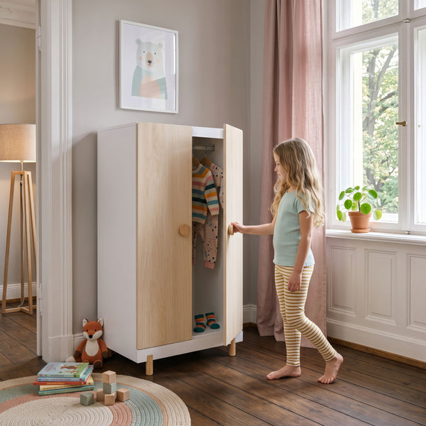 Kinderkleiderschrank Vaarentaa [en.casa]