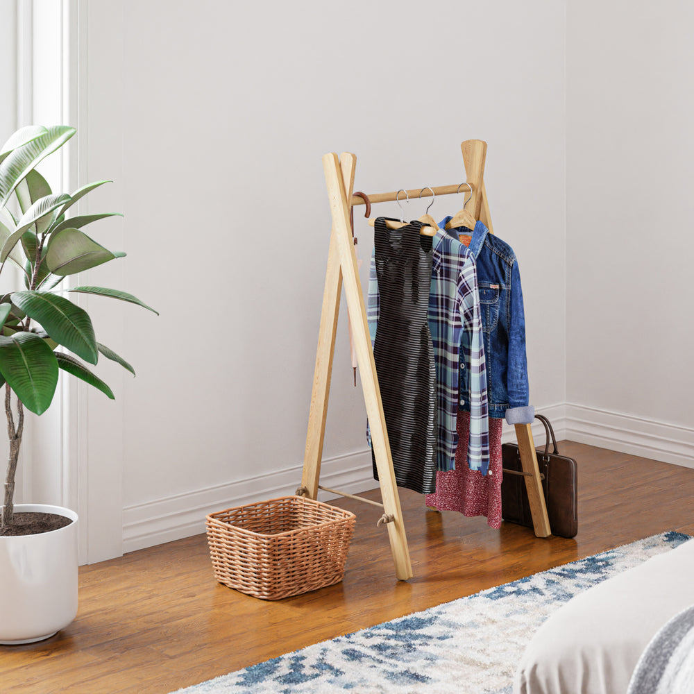 Garderobenständer Løkken [en.casa]