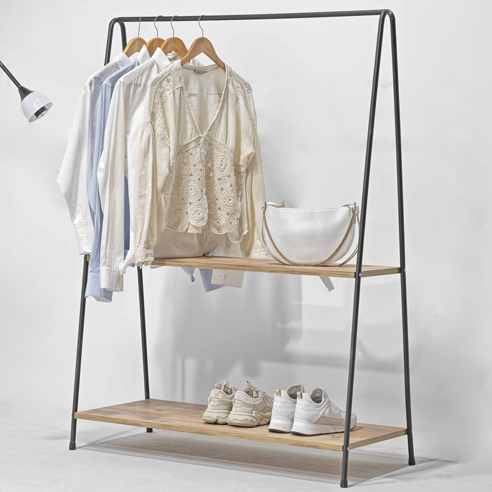 Kleiderständer Bramsnæs mit 2 Ablagen 139 x 100 x 46 cm Schwarz / Walnuss-Optik [en.casa]